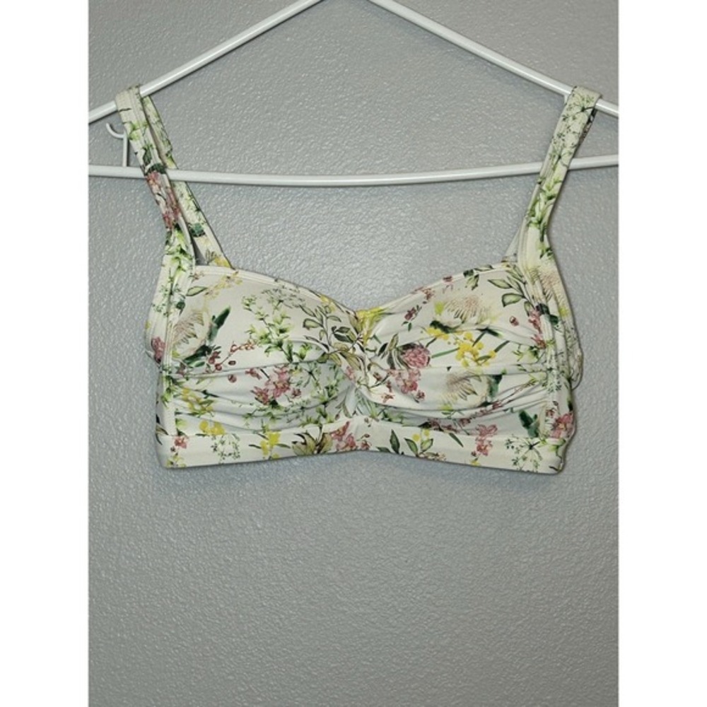 NIP TUCK SWIM‎ Joanne Floral Twist Front Bikini Top 4 Resort Beach Swim Travel